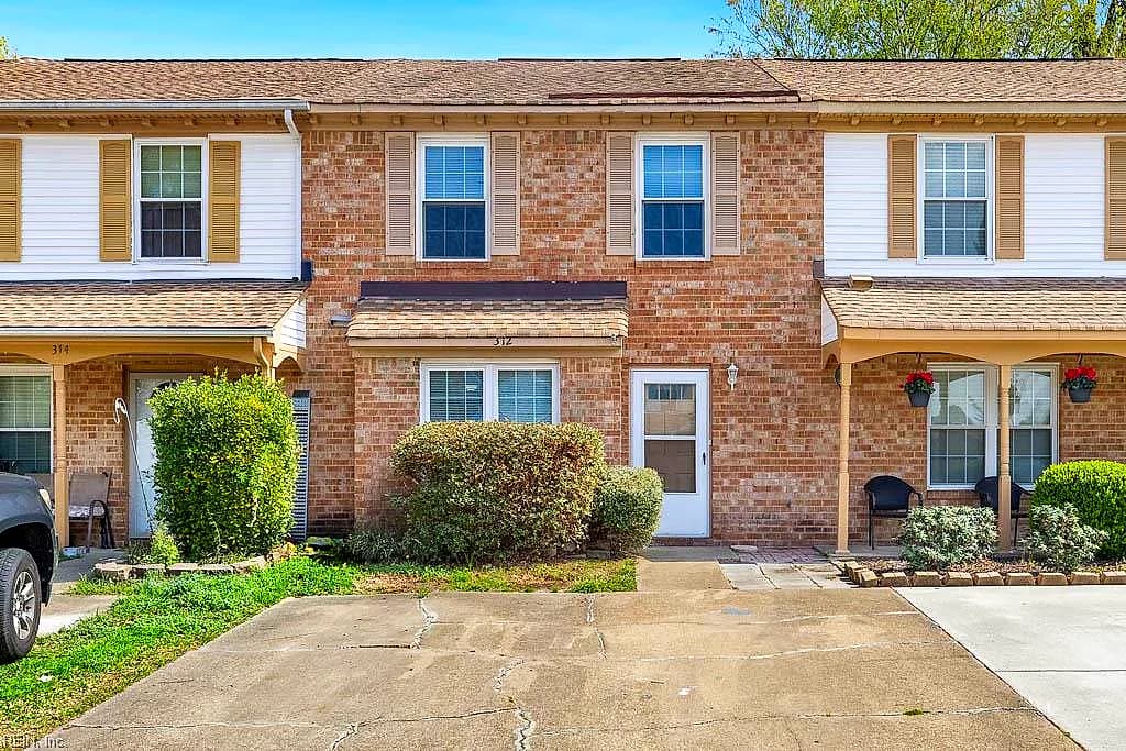 312 Seeman CT, VIRGINIA BEACH VA 23452 - Photo 3