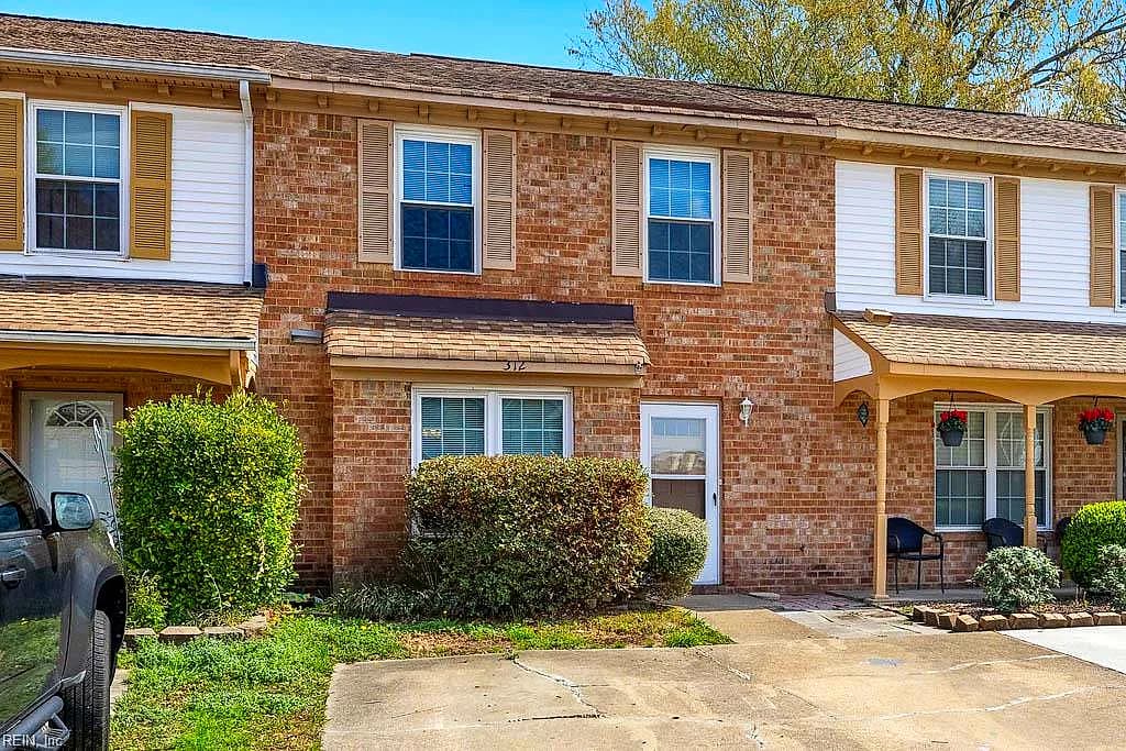 312 Seeman CT, VIRGINIA BEACH VA 23452 - Photo 4