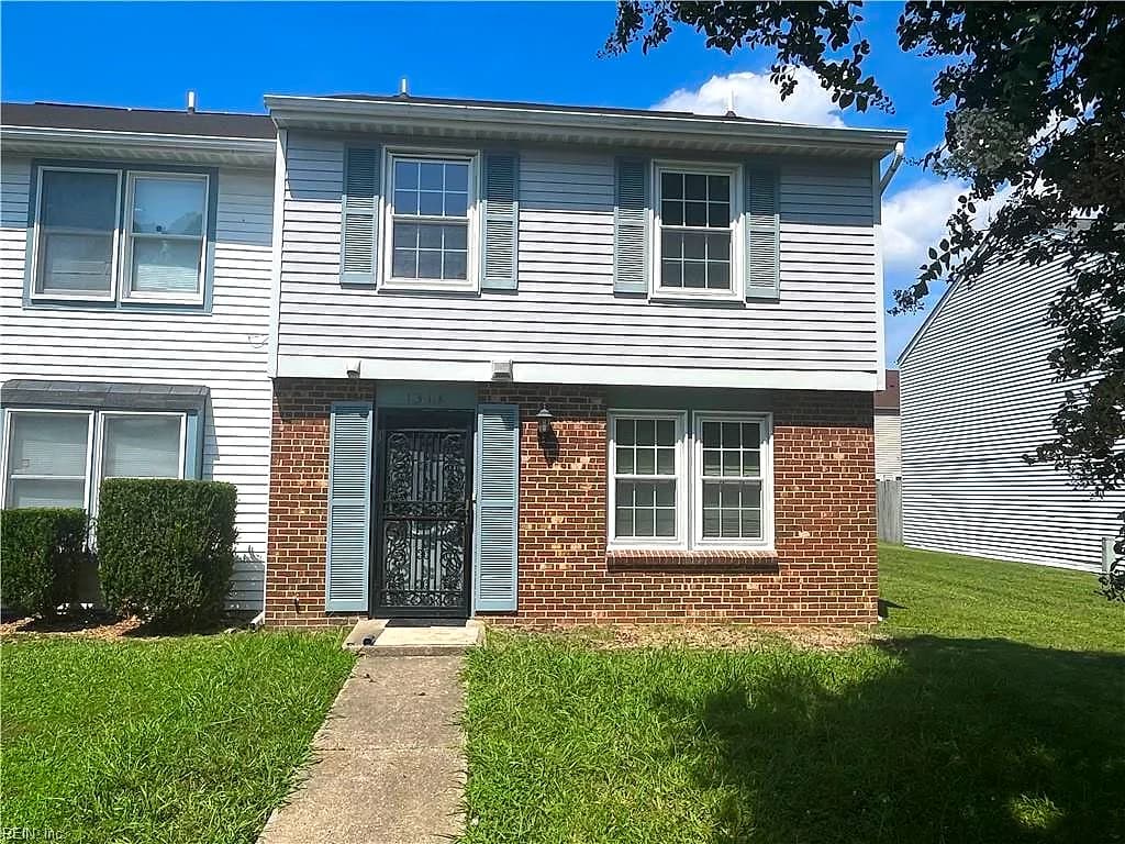 1318 PEABODY DR, HAMPTON VA 23666 - Photo 3