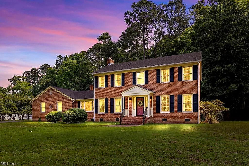 124 Beechwood DR, FRANKLIN VA 23851 - Photo 4