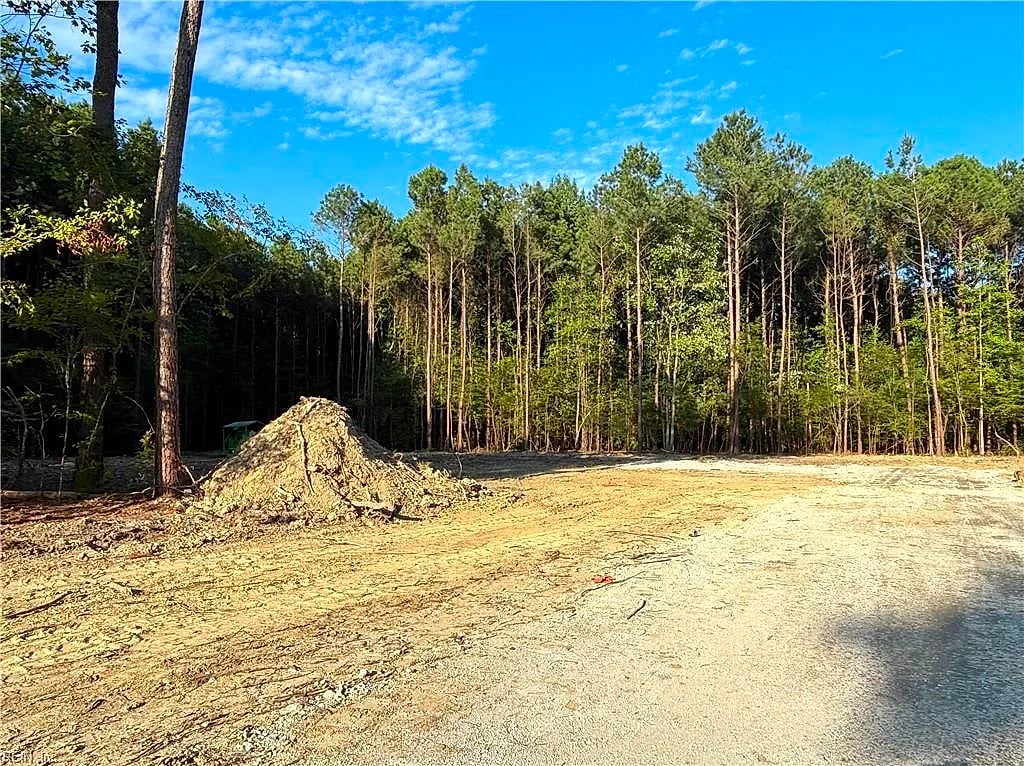 6608 Blackwater RD, VIRGINIA BEACH VA 23457