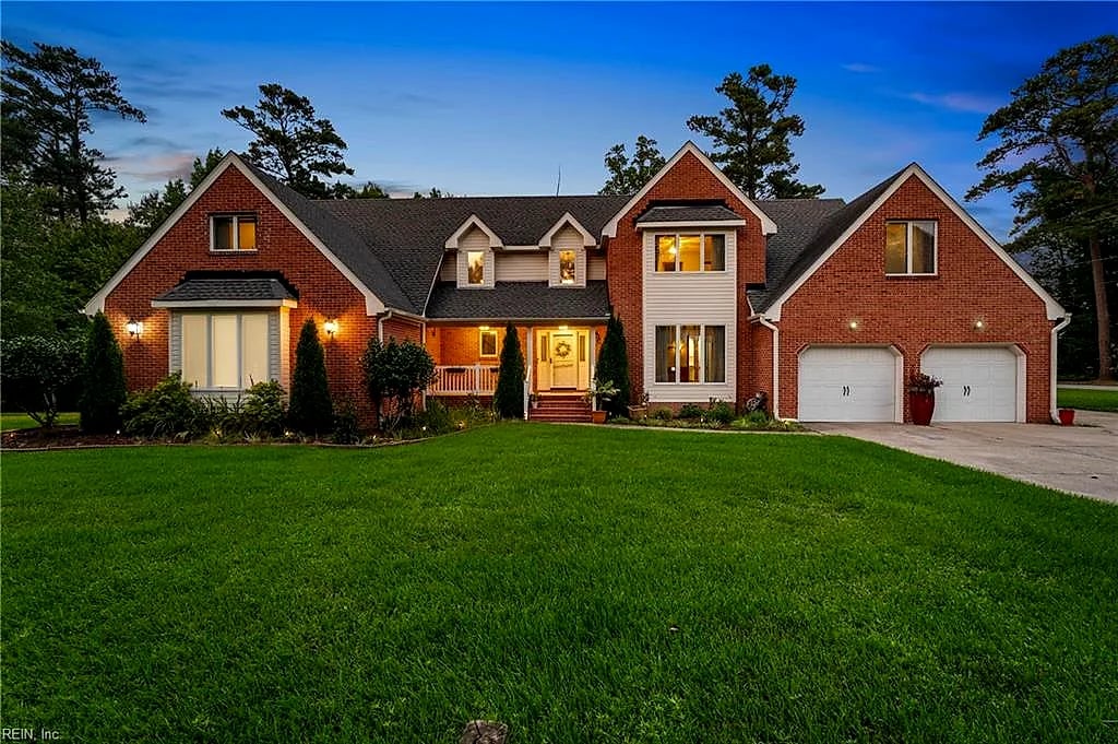 9327 Rivershore DR, SUFFOLK VA 23433