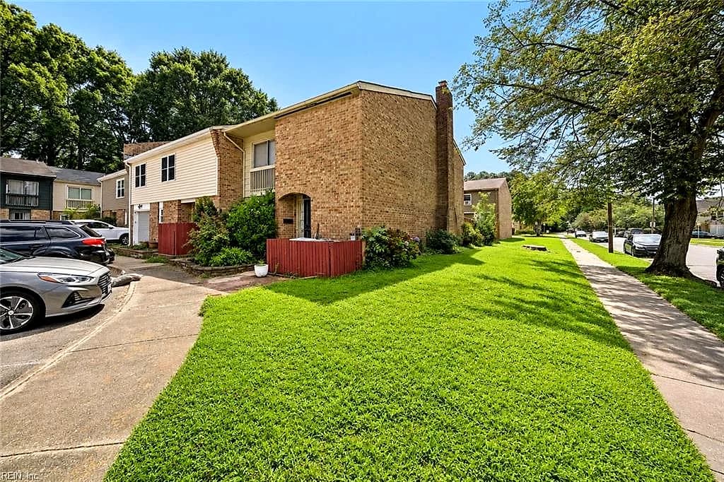 1361 GLYNDON DR, VIRGINIA BEACH VA 23464 - Photo 5