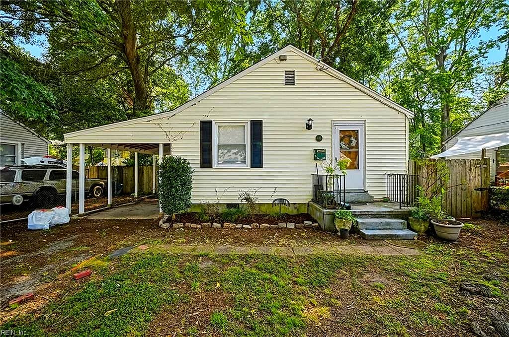425 Lenox AVE, NORFOLK VA 23503 - Photo 2