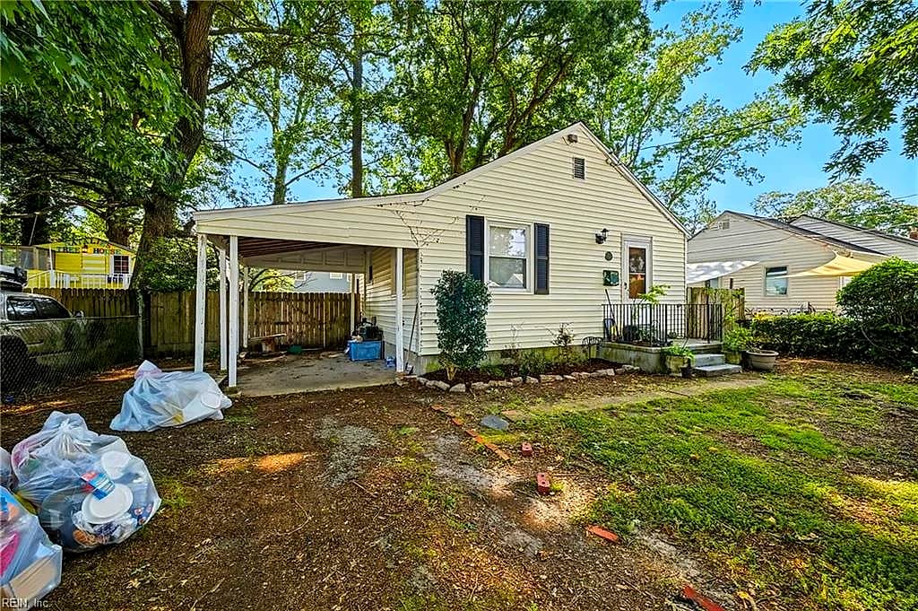 425 Lenox AVE, NORFOLK VA 23503 - Photo 3