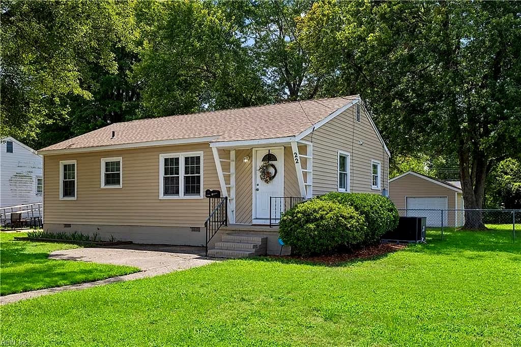 22 Gumwood DR, HAMPTON VA 23666 - Photo 3