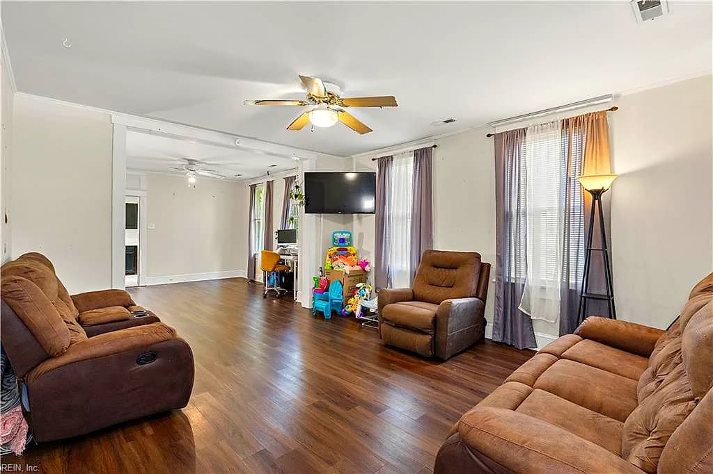 414 Lee ST, HAMPTON VA 23669 - Photo 5