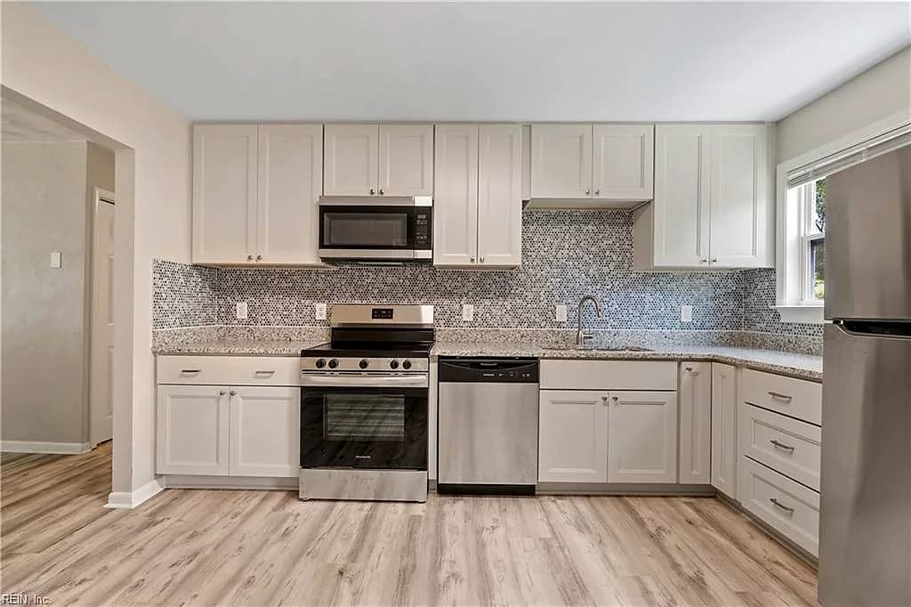 3305 Portobello CT, CHESAPEAKE VA 23321 - Photo 4
