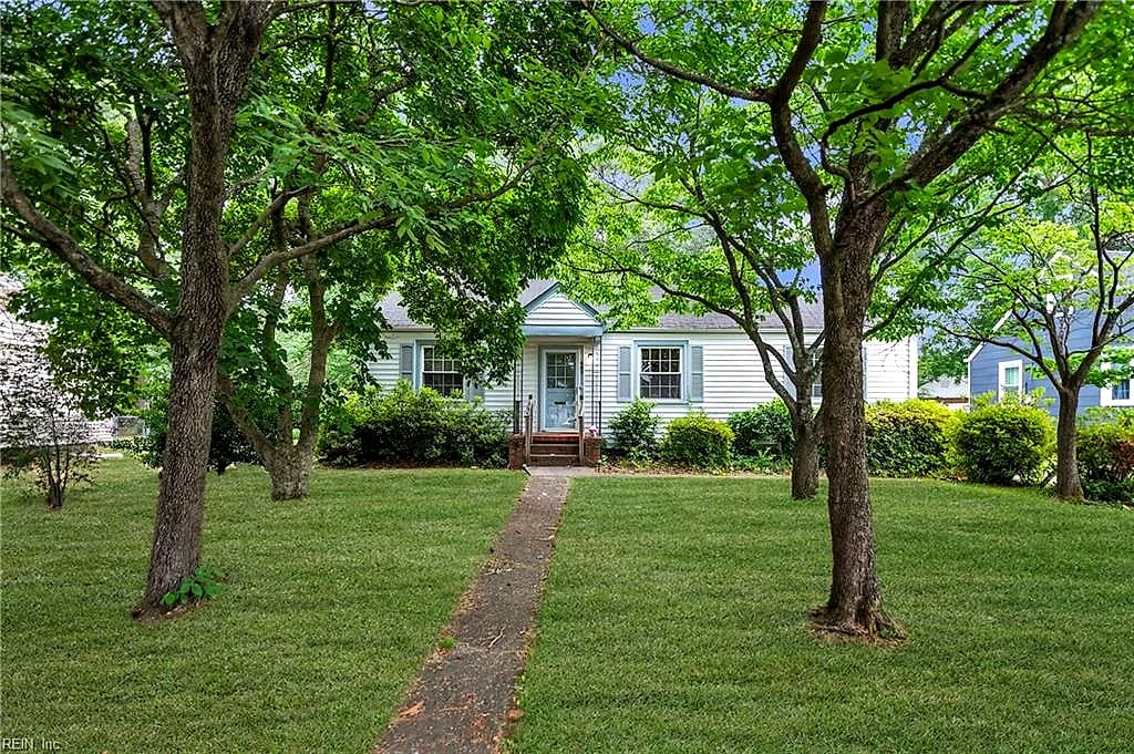 607 Fairview LN, PORTSMOUTH VA 23702