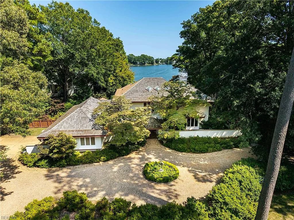 1230 E Bay Shore DR, VIRGINIA BEACH VA 23451 - Photo 3