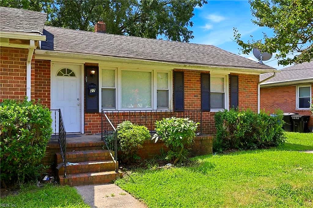27 Carver CIR, PORTSMOUTH VA 23701 - Photo 4