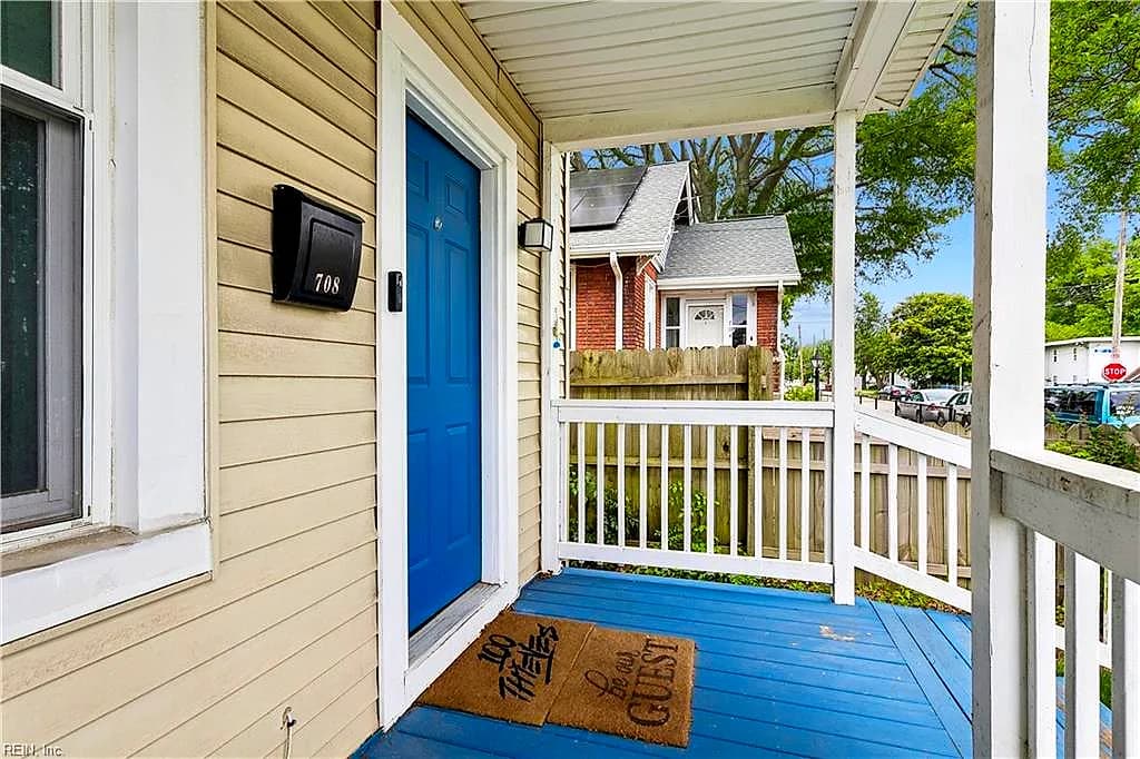 708 B ST, CHESAPEAKE VA 23324 - Photo 5