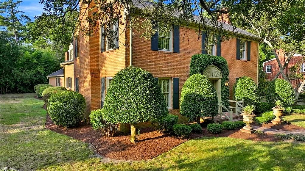 428 Susan Constant DR, VIRGINIA BEACH VA 23451 - Photo 4