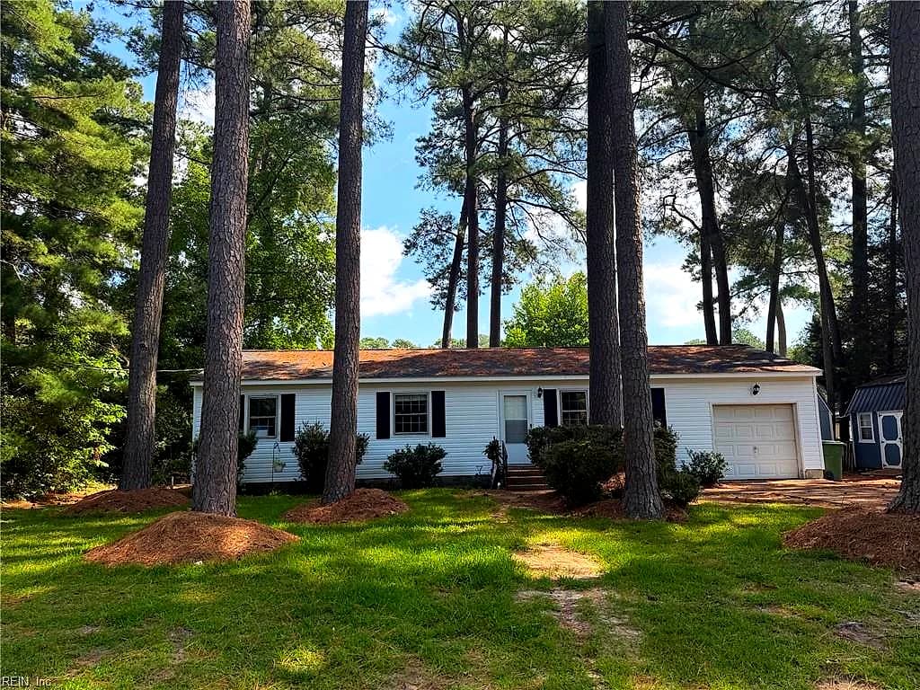 2703 Woodford AVE, HAYES VA 23072 - Photo 2