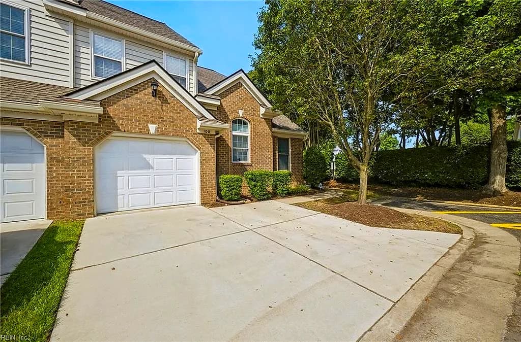 100 Bluff TER, NEWPORT NEWS VA 23602 - Photo 3