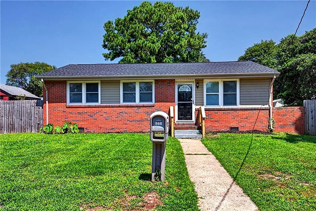405 Keith CT, CHESAPEAKE VA 23325 - Photo 3