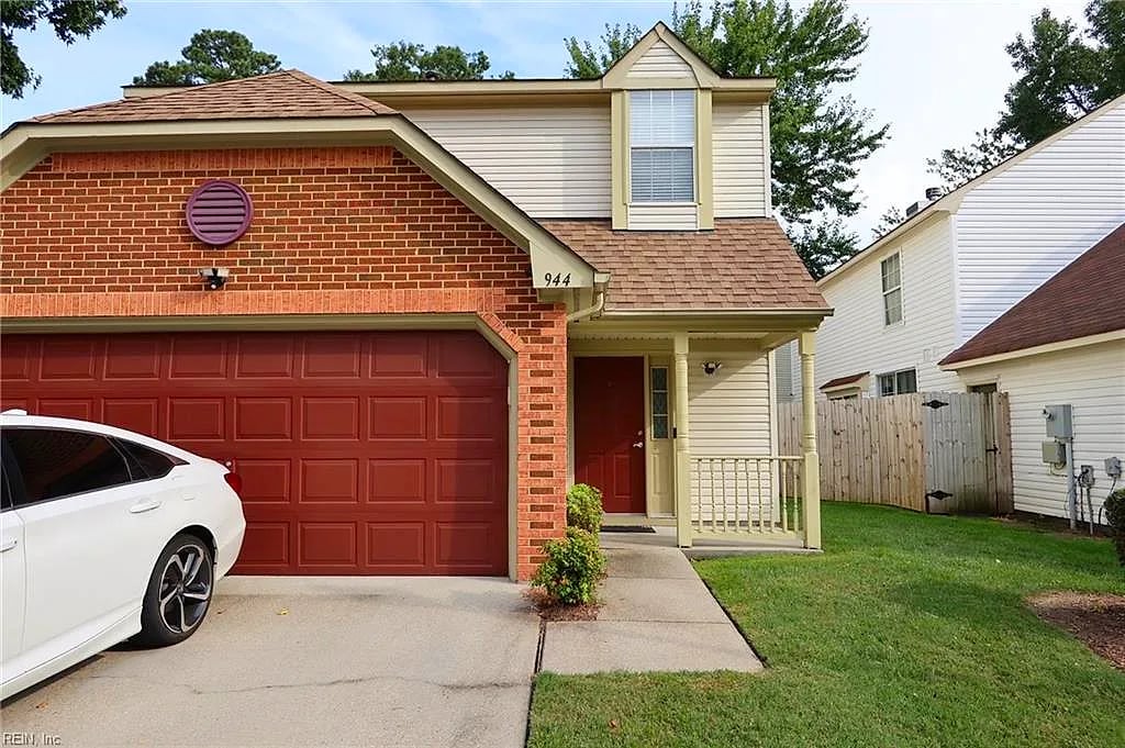 944 Ivystone WAY, NEWPORT NEWS VA 23602