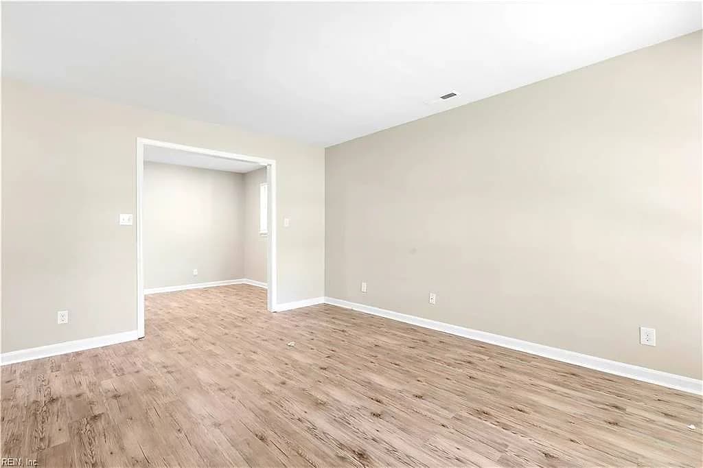 211 Woodview AVE #A, NORFOLK VA 23505 - Photo 5