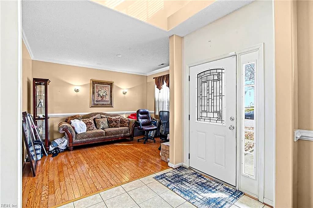 945 Foxboro DR, NEWPORT NEWS VA 23602 - Photo 5