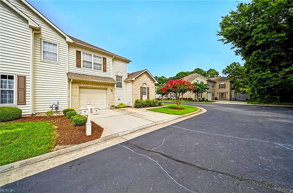 1717 Springs Edge CT, VIRGINIA BEACH VA 23456 - Photo 3