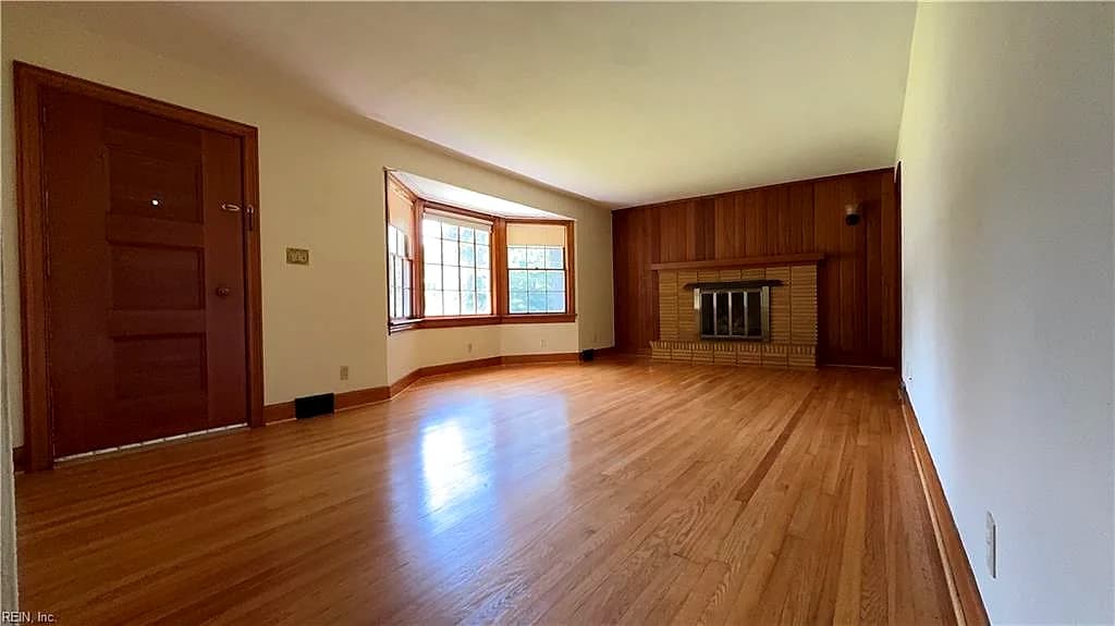 4720 Haywood DR, PORTSMOUTH VA 23703 - Photo 3