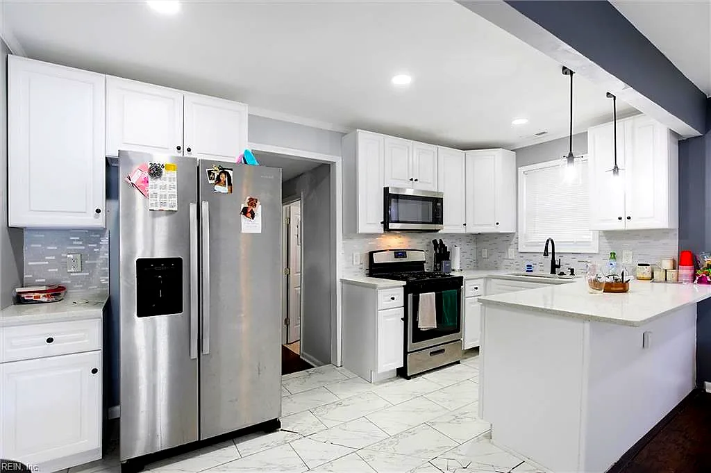 5110 82nd ST, HAMPTON VA 23605 - Photo 2