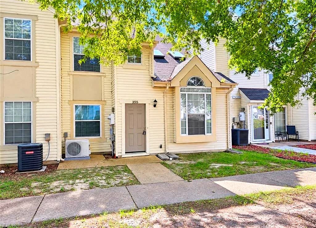 355 Lees Mill DR, NEWPORT NEWS VA 23608 - Main photo