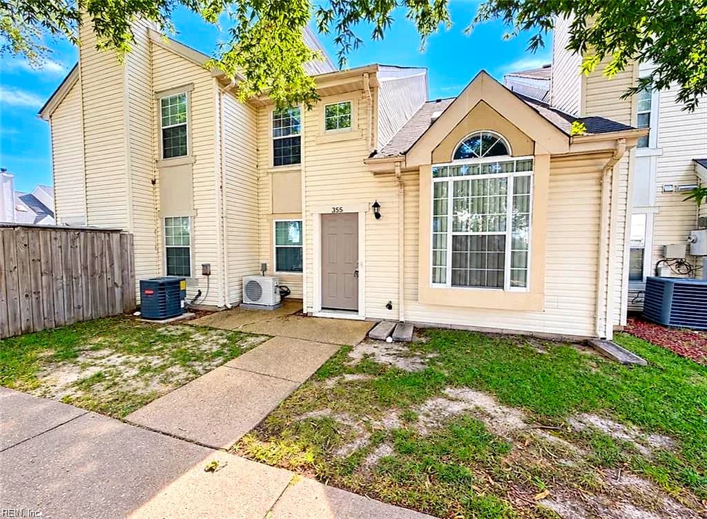 355 Lees Mill DR, NEWPORT NEWS VA 23608 - Photo 3