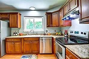 3745 Silina DR, VIRGINIA BEACH VA 23452 - Photo 3