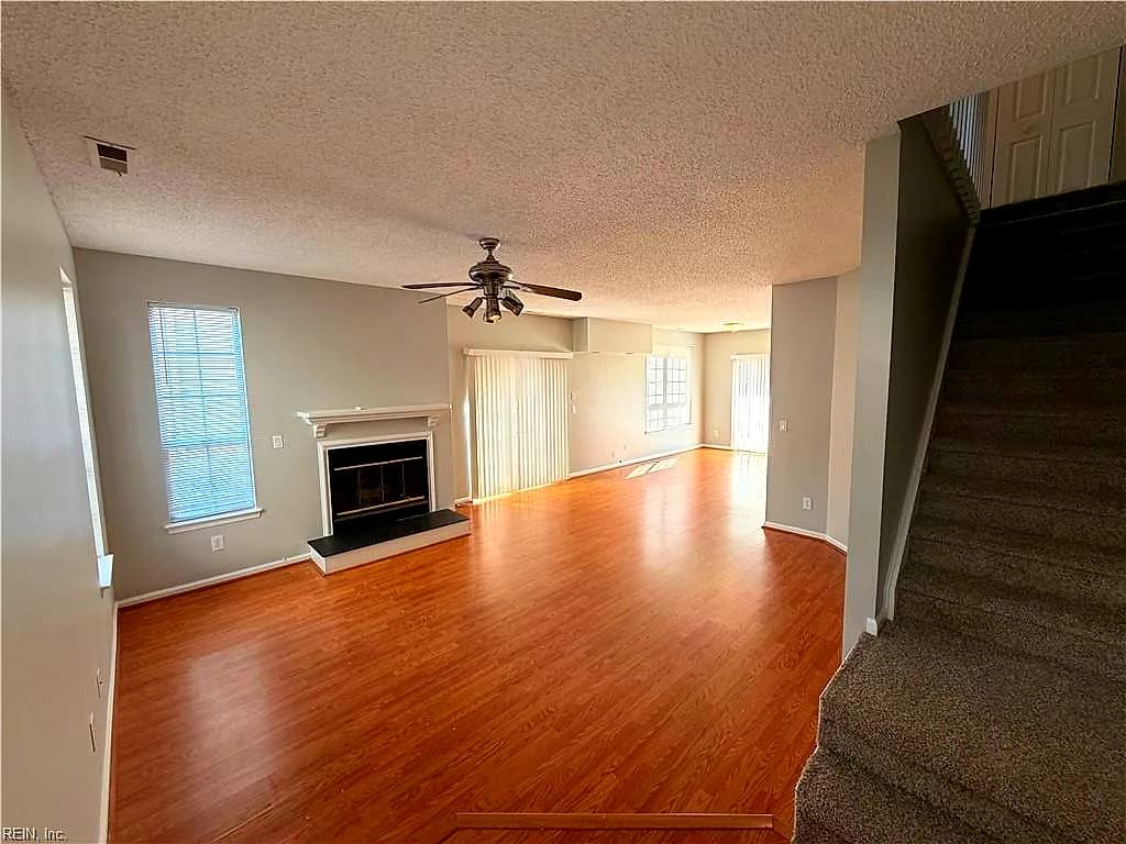 4841 Strand DR, VIRGINIA BEACH VA 23462 - Photo 4
