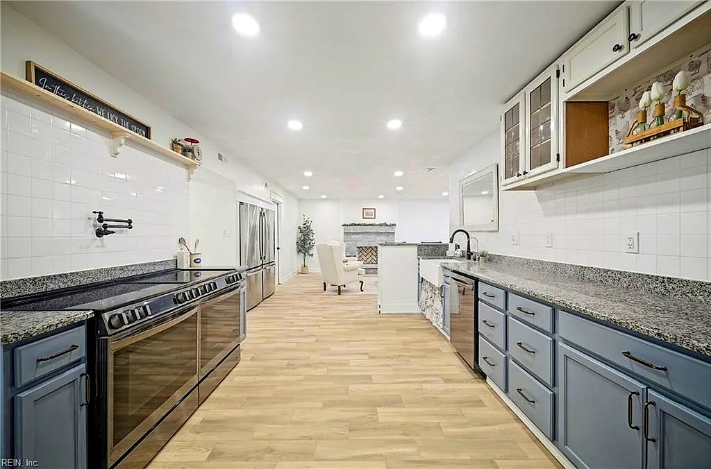 2517 Olympic CT, VIRGINIA BEACH VA 23453