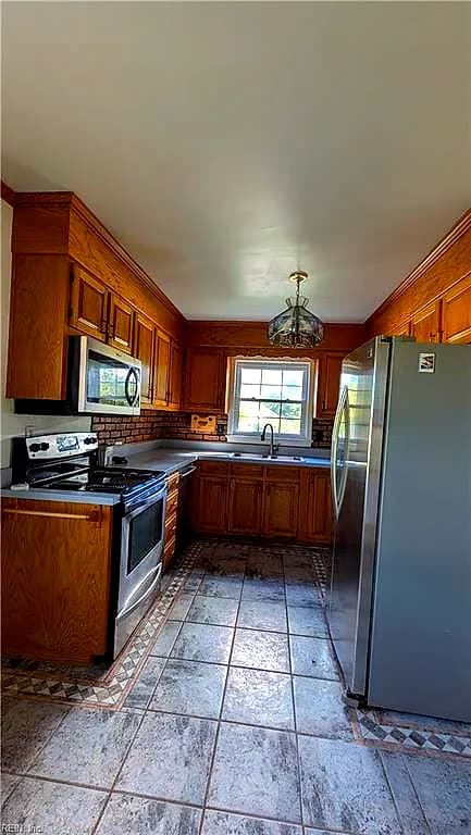 6112 Partridge DR, VIRGINIA BEACH VA 23464 - Photo 4