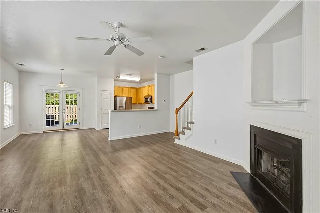 321 Garcia DR, VIRGINIA BEACH VA 23454 - Photo 5