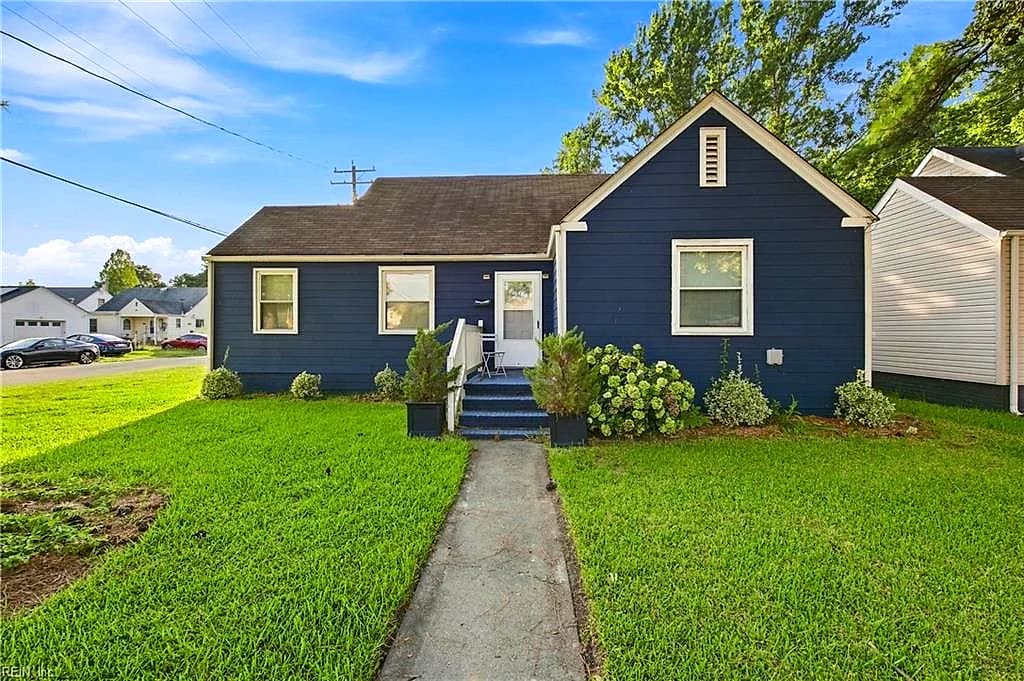 246 Sandpiper DR, PORTSMOUTH VA 23704 - Main photo