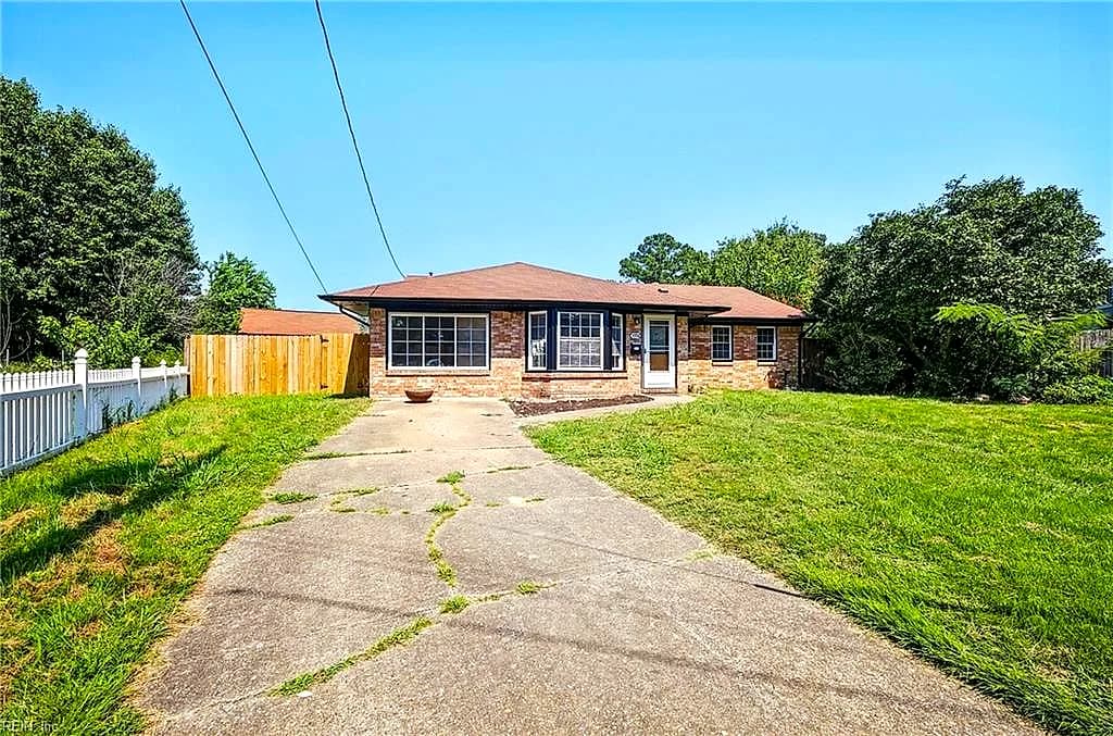 5004 Westgrove CIR, VIRGINIA BEACH VA 23455 - Photo 4