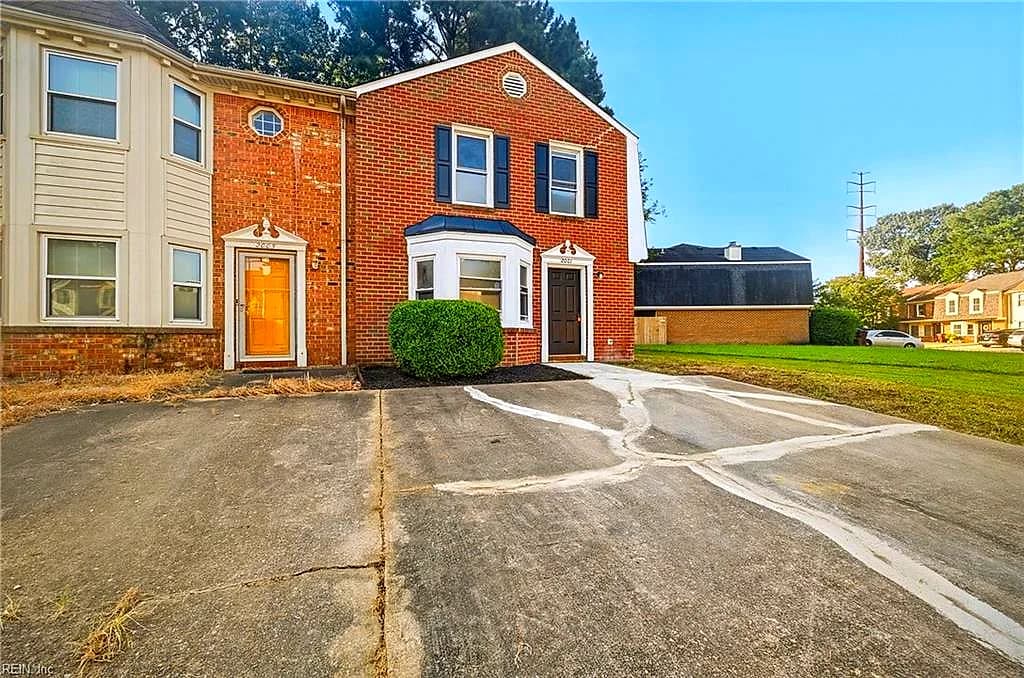 2001 Candlelight DR, CHESAPEAKE VA 23325 - Photo 3