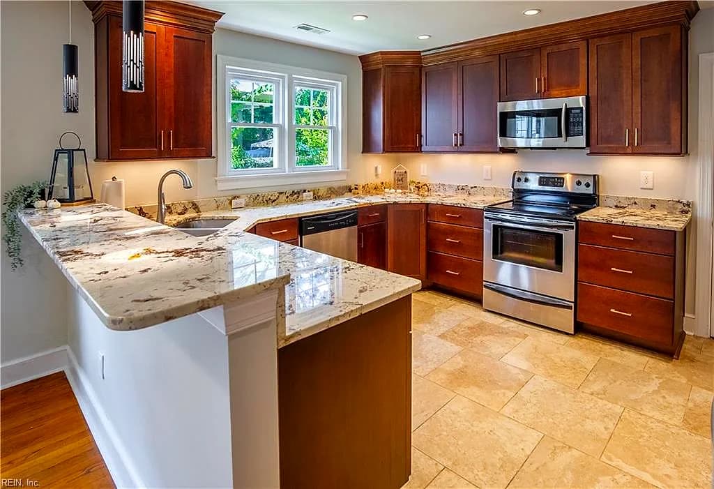 1423 Rodgers ST, CHESAPEAKE VA 23324 - Photo 4