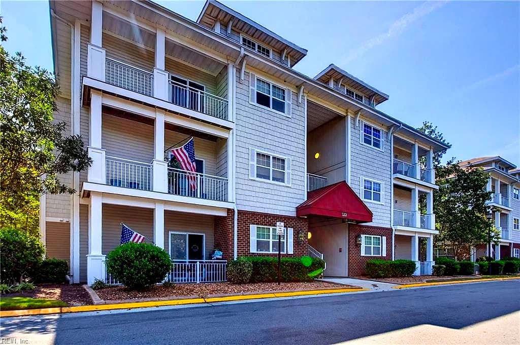5201 Nuthall DR #307, VIRGINIA BEACH VA 23455 - Photo 3