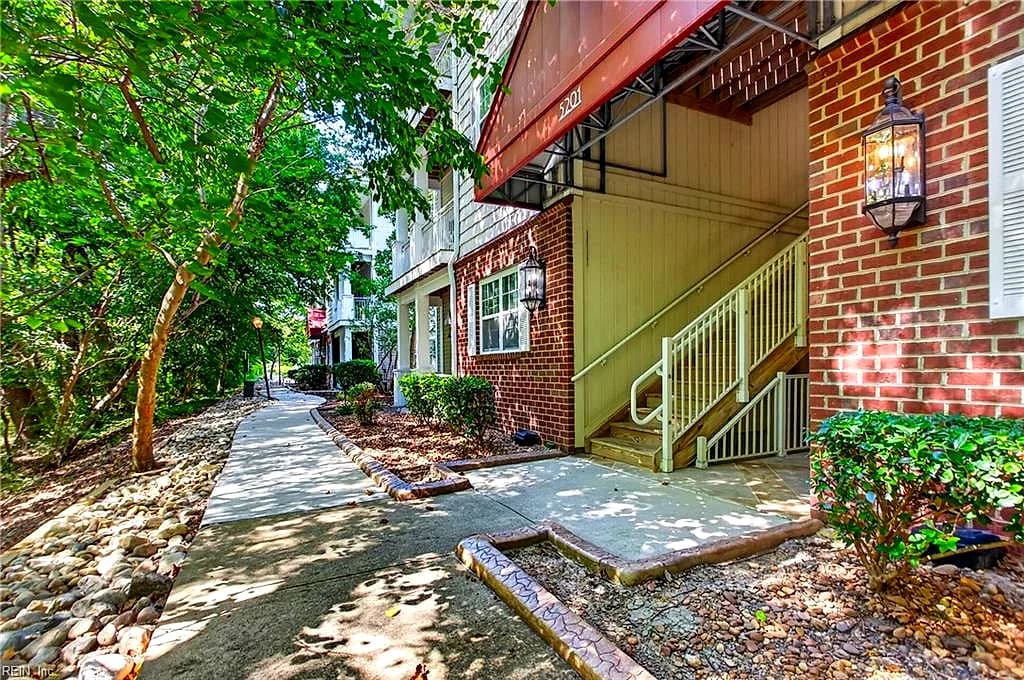 5201 Nuthall DR #307, VIRGINIA BEACH VA 23455 - Photo 5