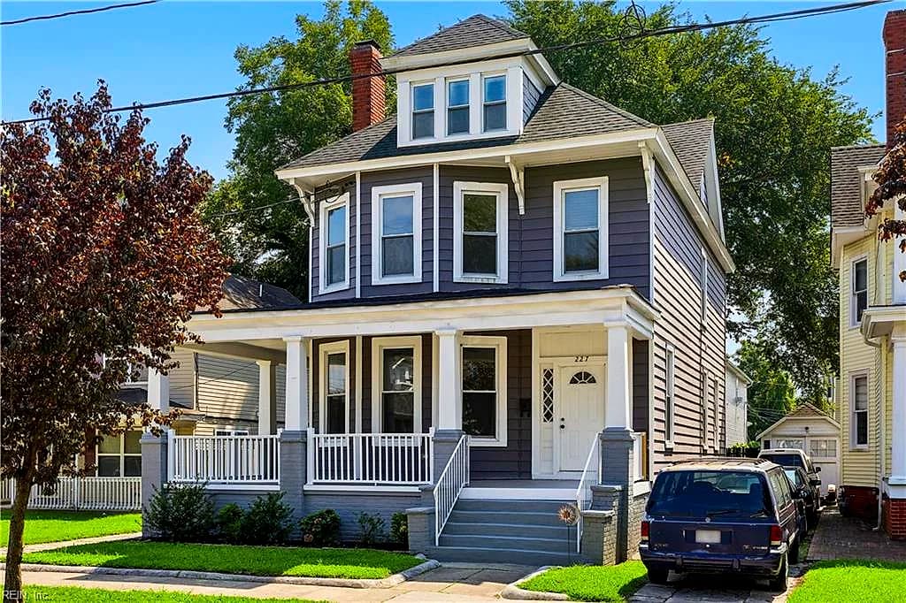 227 W 29th ST, NORFOLK VA 23504 - Photo 2