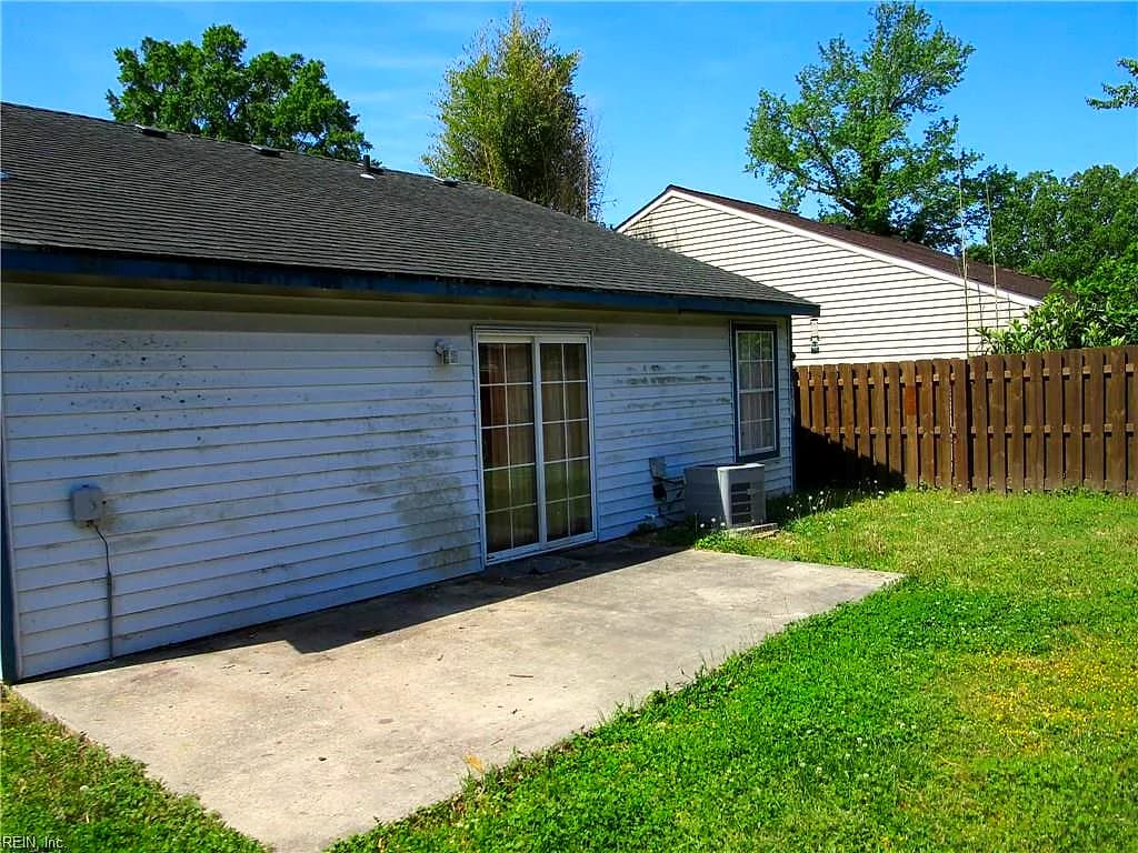 3844 Foxglove CT, VIRGINIA BEACH VA 23453 - Photo 5