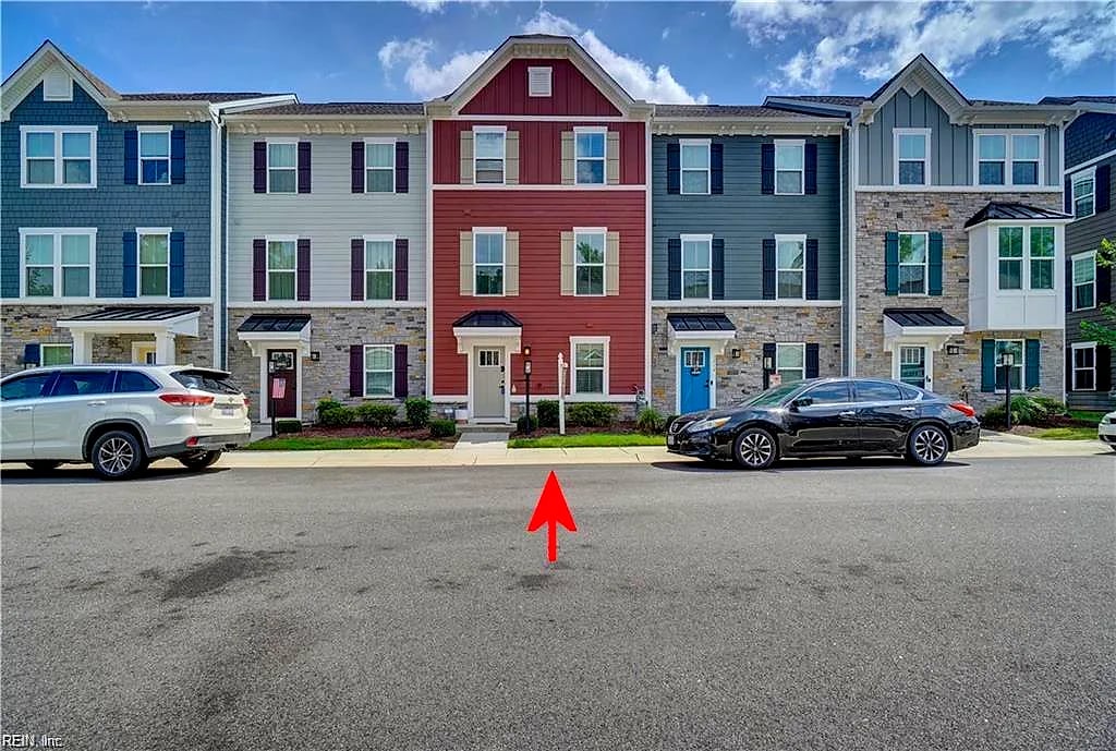 1712 Defiance DR, CHESAPEAKE VA 23323