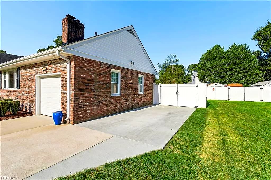 3218 Dogwood DR, PORTSMOUTH VA 23703 - Photo 4