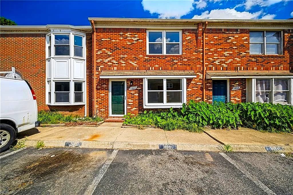 1960 Darnell DR, VIRGINIA BEACH VA 23455 - Photo 2