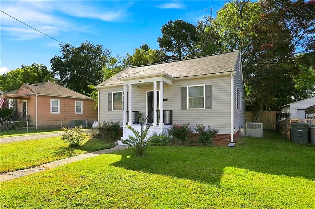 18 Cavalier RD, HAMPTON VA 23669 - Photo 5