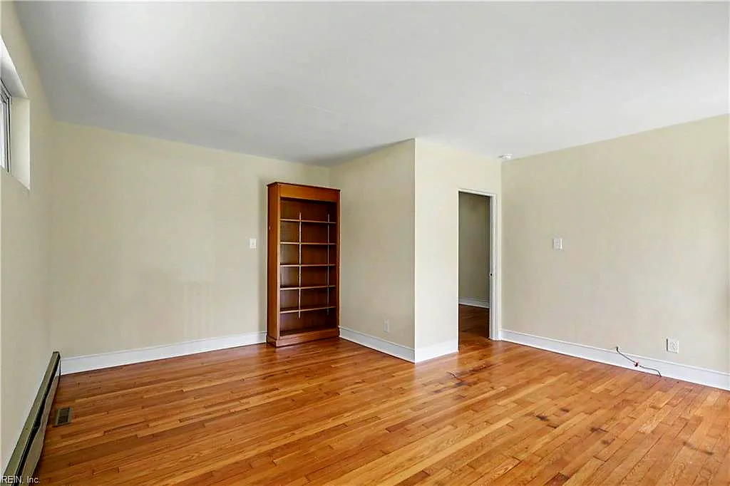 1333 Boxwood DR, CHESAPEAKE VA 23323 - Photo 5
