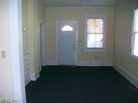 263 W Queen ST, HAMPTON VA 23669 - Photo 3