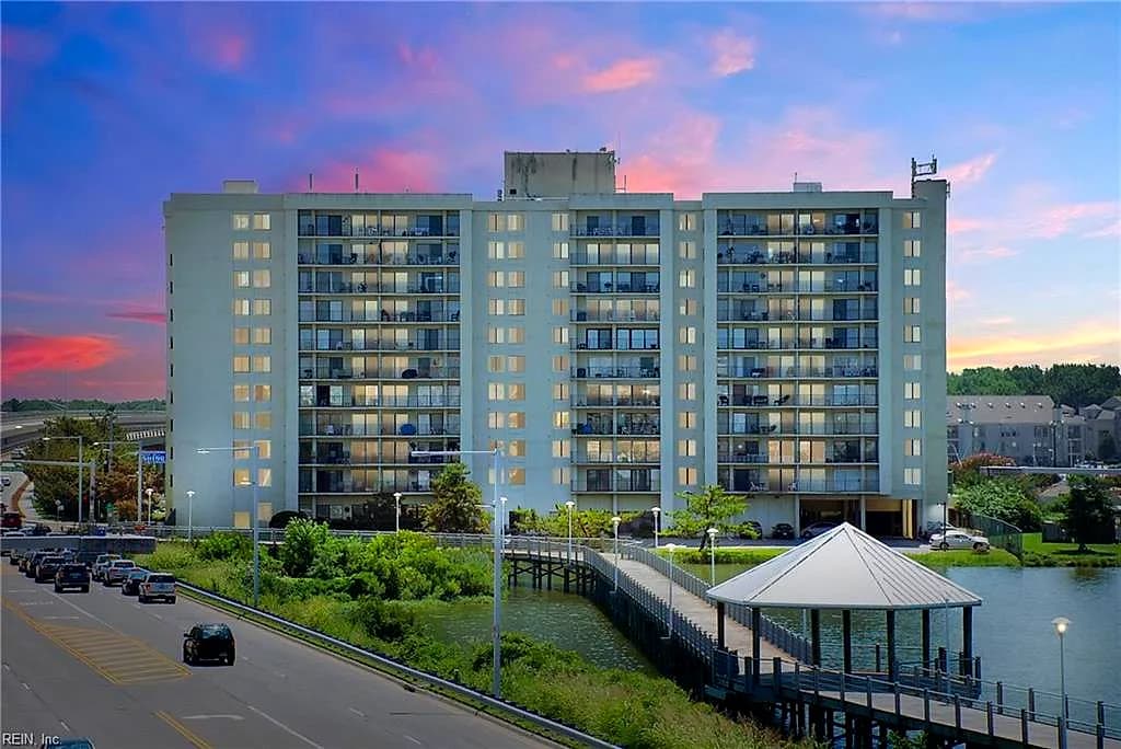 500 Pacific Avenue AVE #405, VIRGINIA BEACH VA 23451 - Main photo