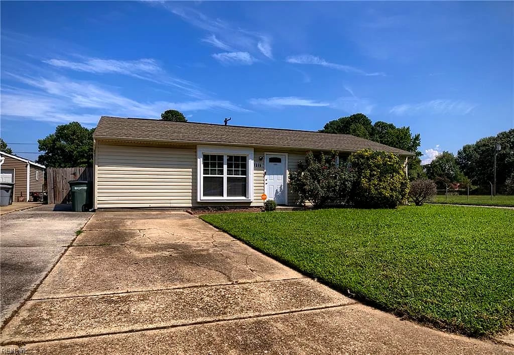 1319 Caldwell DR, Hampton — 3 bed Residential, 1,304 sqft