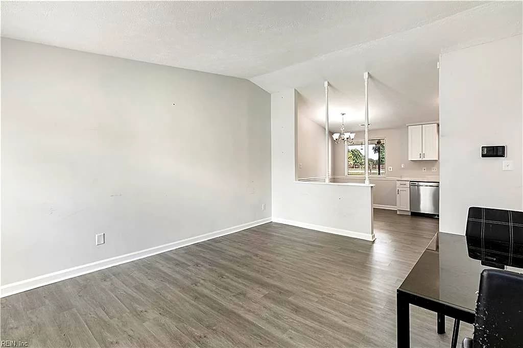 1319 Caldwell DR, HAMPTON VA 23666 - Photo 3